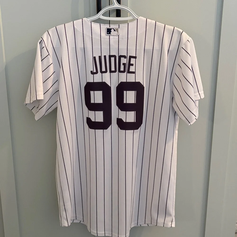 Nike NY Yankees Jersey - Picture 5 of 5